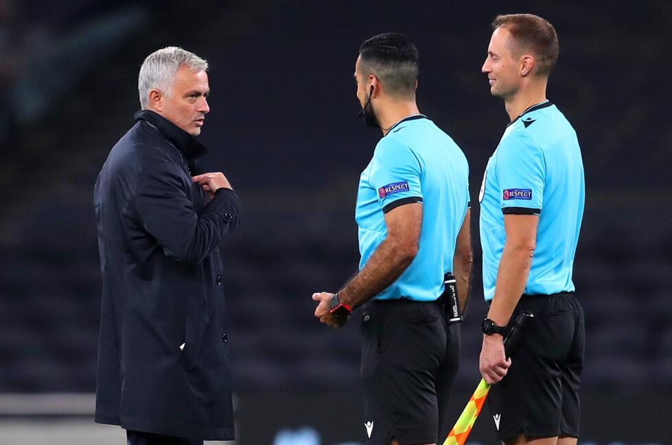 犹他爵士迎欧联关键赛，赛后主帅复盘，球迷炸锅，阵容厚度经受考验的简单介绍